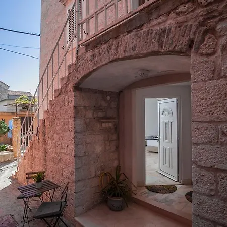 Apartamento Emotha Trogir