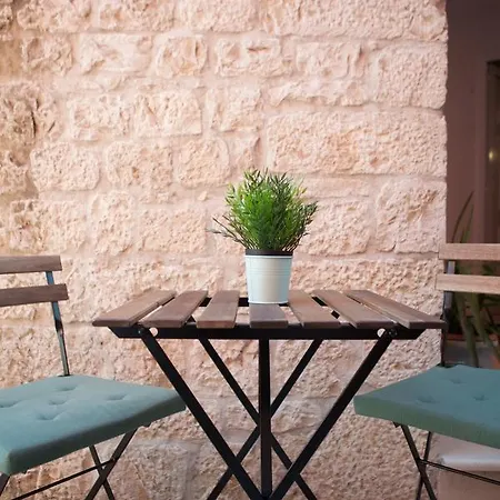 Emotha Apartamento *