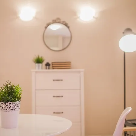 Emotha Apartamento *