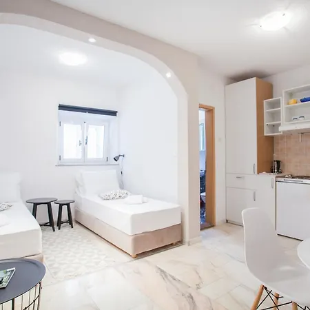 Apartamento Emotha *