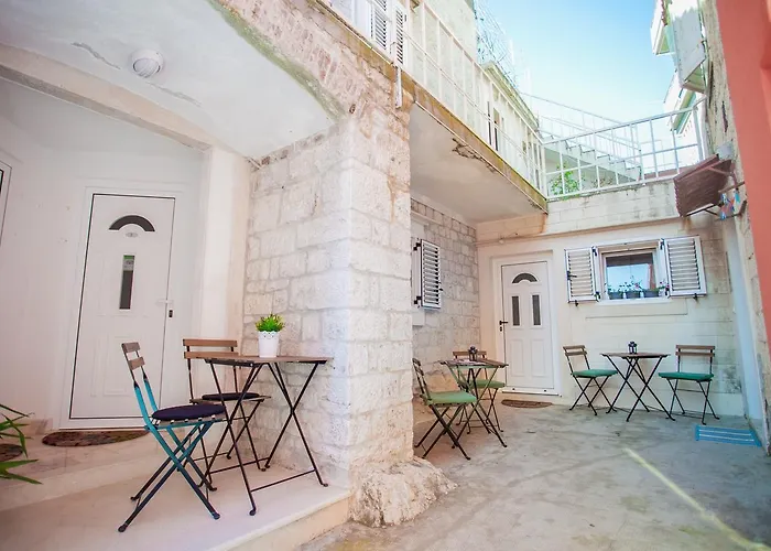 Emotha Apartman Trogir