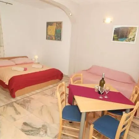 Apartman Emotha