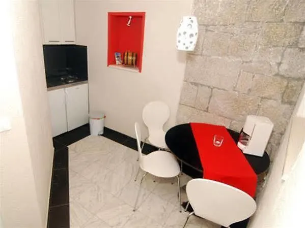 Emotha Appartement *