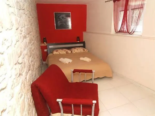 Emotha Appartement *